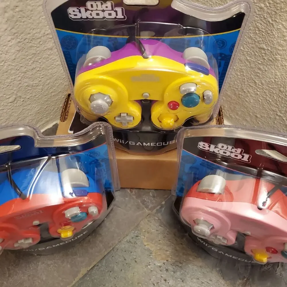 3 Gamecube Controllers - 3 Colors Bundle (NEW) - Red Pink Yellow - Nintendo
